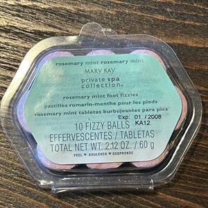 MARY KAY private spa collection rosemary mint foot fizzies 10 FIZZY BALLS
